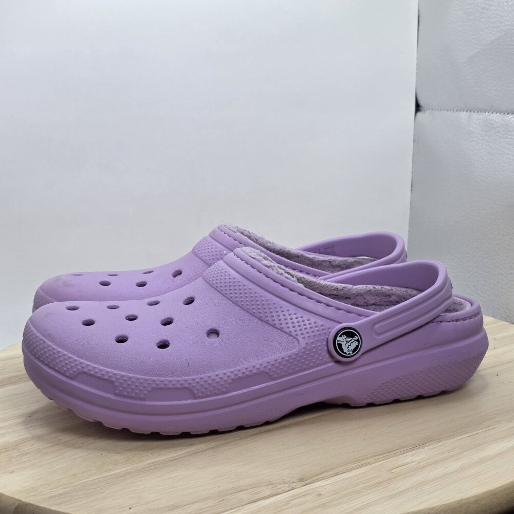 Junior Size 6 - Purple Crocs Classic Lined Clog  Purple Fur Lined Clog‎ Fuzzy
